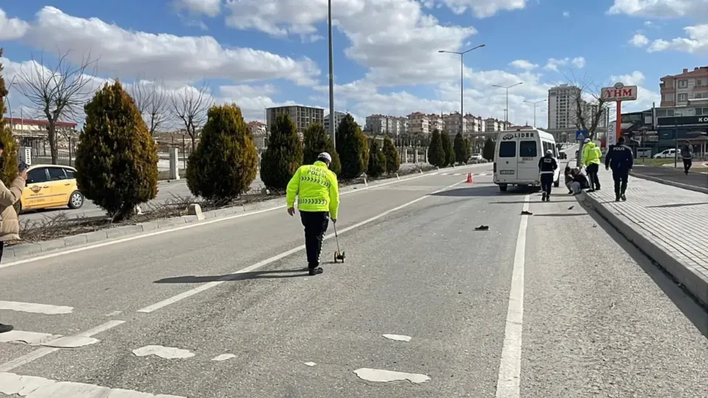 Karaman minibüs yaya kazası