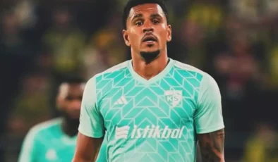 Kayserispor’da Onugkha Krizi Büyüyor Kadro Dışı Kararı Sonrası Sosyal Medya Hamlesi