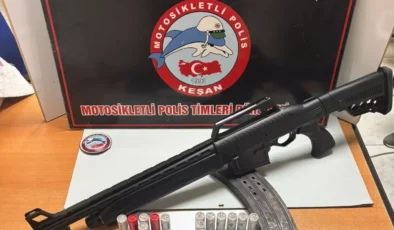 Halıya Sarılmış Sır Ortaya Çıktı: Keşan Polisi Dikkatinden Kaçamadı
