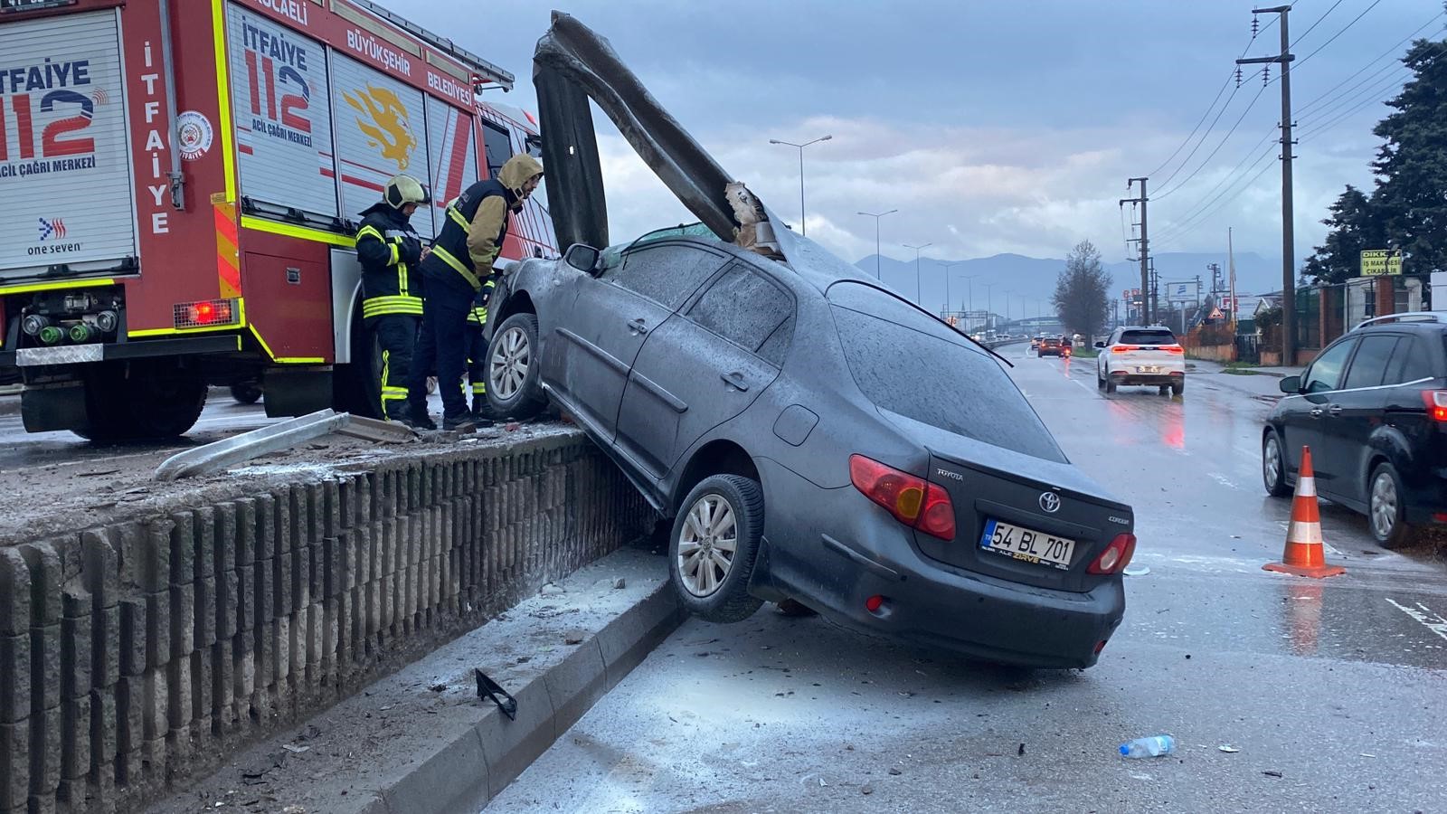 Kocaeli D-130 trafik kazası 2026