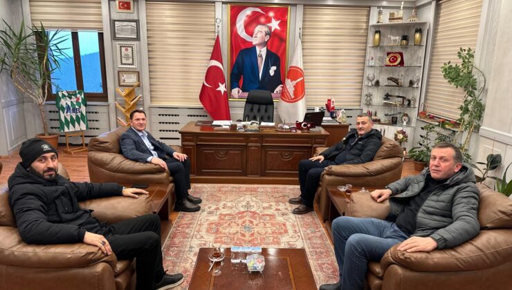 Koyulhisar’da belediyeler arası anlamlı ziyaret