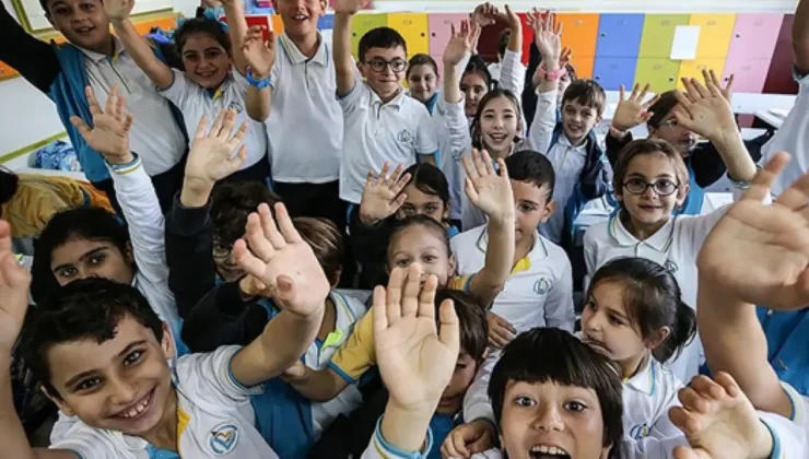 MEB’in Yeni Takvimi Tatil Planlarını Değiştirdi