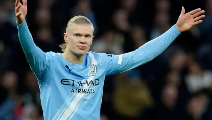 Manchester City avantajını koruyamadı, Tottenham puanı son bölümde aldı