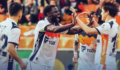 RAMS Başakşehir Alanya’da 10 Yıl Sonra Kazandı: Corendon Alanyaspor’u Deplasmanda 2-1 Mağlup Etti