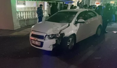 Teravih Yolunda Acı Veda: Hızla Gelen Otomobil Kaynana ve Gelini Ayırdı