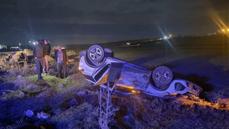Siverek’te Kaza Gecesi: Şarampole Devrilen Araçlarda 5 Kişi Yaralandı