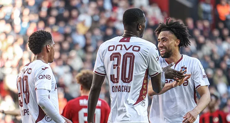Trabzonspor’dan Gaziantep FK Deplasmanında Müthiş Geri Dönüş: Bordo Mavililer 5 Dakikada Maçı Çevirdi