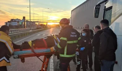 Samsun-Ordu Yolunda Korkutan Kaza! Ünye’de Otobüs ile Tır Çarpıştı.