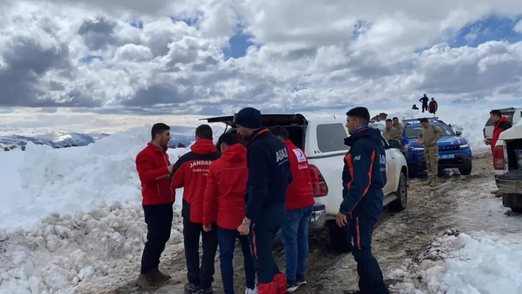 Ağrı Dağı kayıp dağcı