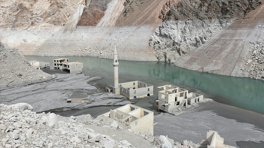 Artvin Deriner Barajı Narlık Köyü su seviyesi