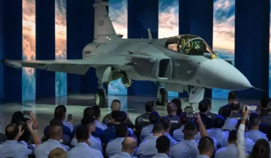 Güney Amerika’da Gövde Gösterisi: Brezilya Kendi Süpersonik Savaş Uçağını Göklerle Buluşturdu!