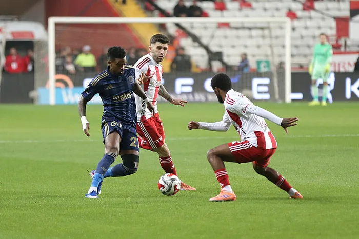 Fenerbahçe Antalyaspor maçı özeti