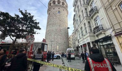Galata Kulesi’nde Kahreden Anlar: Genç Kadın Hayatını Kaybetti