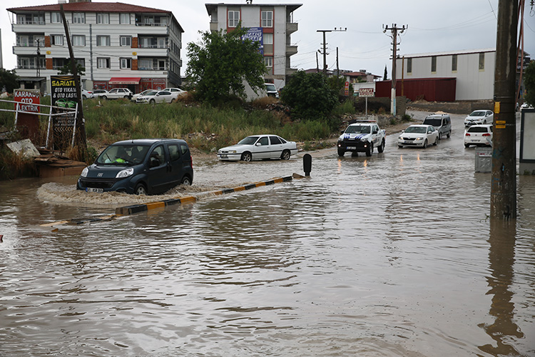 Hatay sağanak yağış baskını