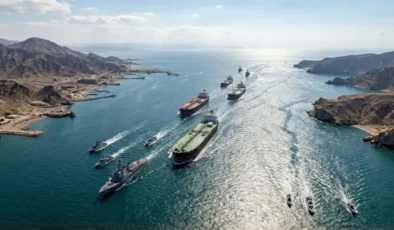 Trump’tan Hürmüz Boğazı İçin Sert Çıkış: “Donanmalarımızı Birleştiriyoruz”