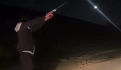 İnegöl’de Maganda Dehşeti: Havaya Ateş Açıp Sosyal Medyada Paylaştı, Sonunda Yakayı Ele Verdi!