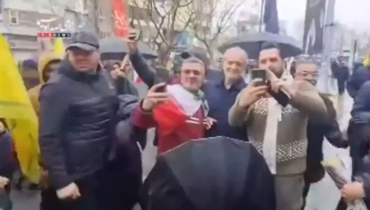 Tahran’da Büyük Kudüs Günü Yürüyüşü: İsrail Bombaları Altında Gövde Gösterisi!