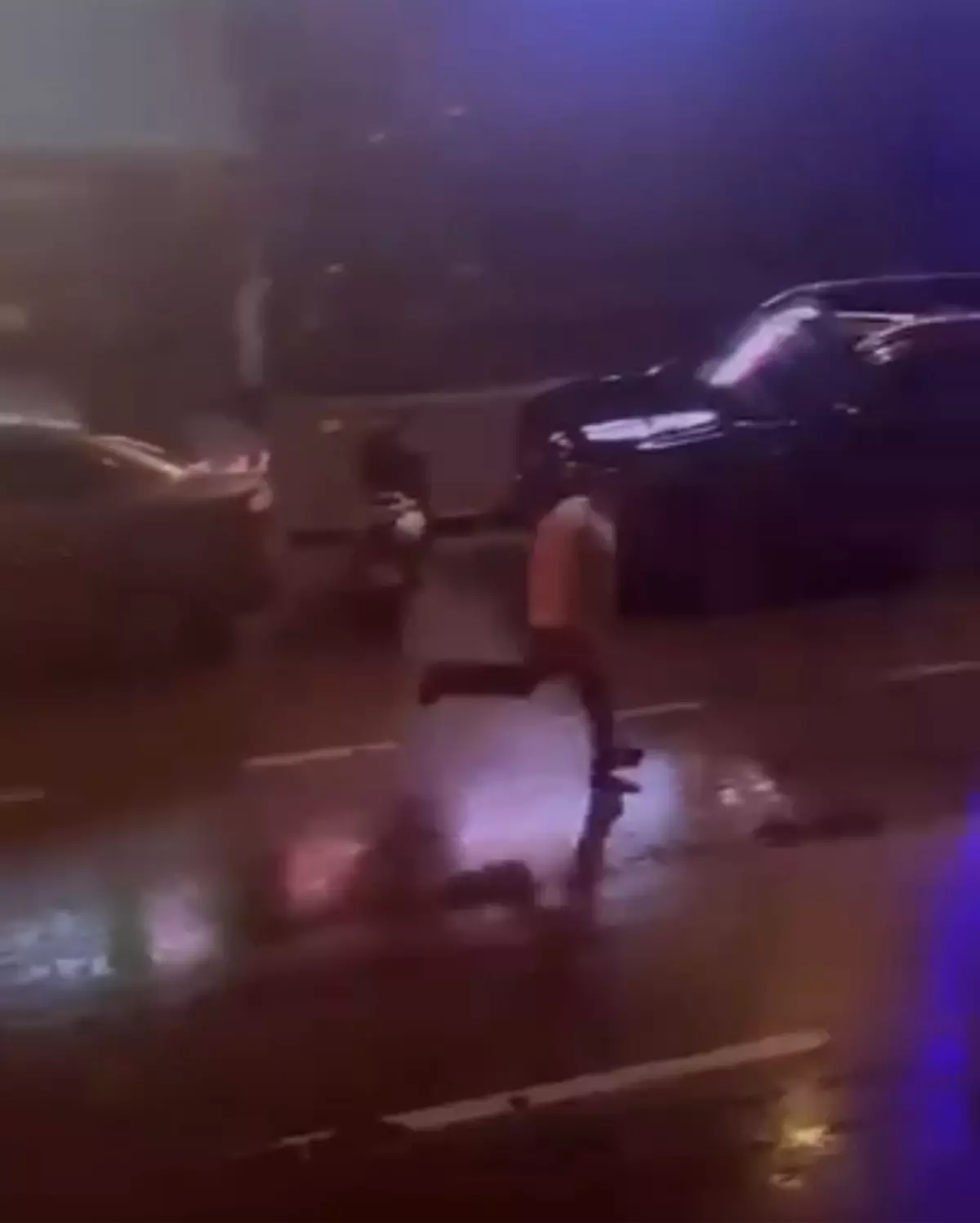 İzmit cadde ortasında saldırı