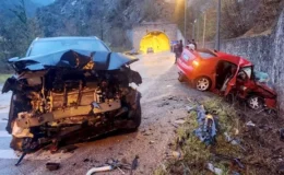 Karabük’te Tünel Çıkışında Feci Çarpışma: Yağmur A. Hayatını Kaybetti