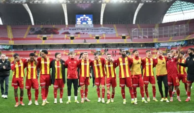 Kayserispor’a FIFA’dan Ağır Darbe: Transfer Tahtası Resmen Kapandı!