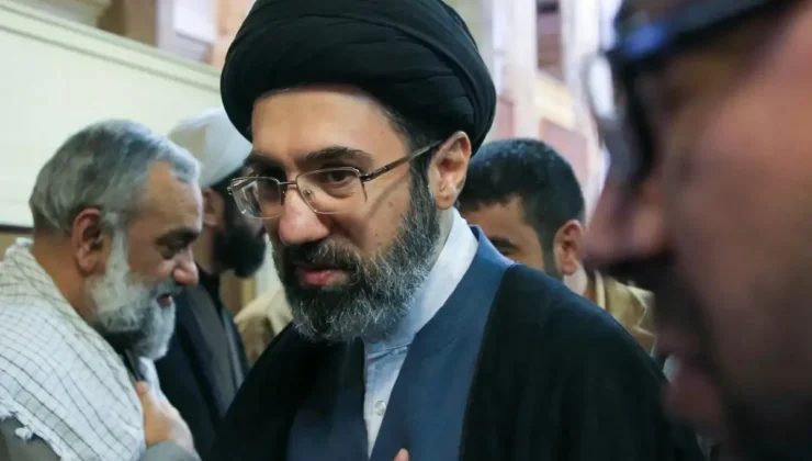 Mücteba Hamaney’den Kritik Füze Açıklaması: “Siyonist Düşmanın Aldatmacası”
