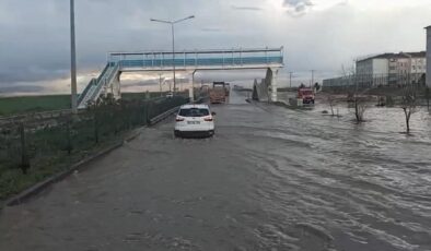 Mardin’de Sağanak Kabusu: Uluslararası Yol Göle Döndü, Ekipler Alarmda