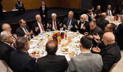 Gönül Sofrasında Buluştular: Başkan Ömer Şentürk Alucra Vakfı İftarında Hemşehrileriyle Bir Arada