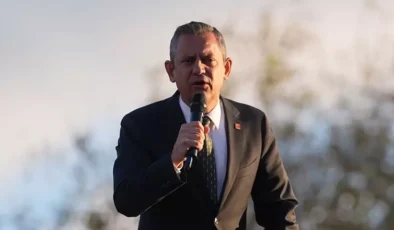 CHP Lideri Özgür Özel Hakkında Soruşturma: Mahkeme Heyetine Yönelik Sözler Gündem Oldu