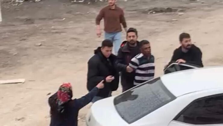 Sakarya’da Nefes Kesen Operasyon: Firariyi Kurtarmak İsteyen Kalabalığa Polis Müdahalesi