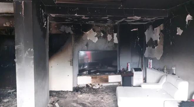 Samsun’da Komşusuna Öfkelenen Adam Evini Ateşe Verdi