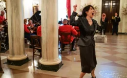 Beyaz Saray’da Skandal Görüntüler: Japonya Başbakanı Takaichi’nin Dansı Diplomatik Krize Dönüştü!