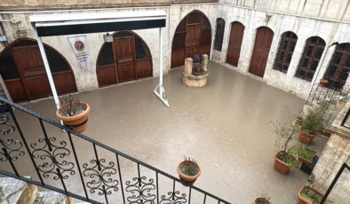 Peygamberler Şehri’nde Sağanak Kabusu: Tarihi Balıklıgöl Tanınmaz Hale Geldi