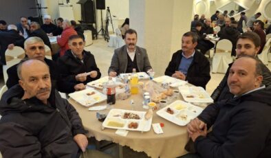 Şebinkarahisar’da Gönül Sofrası: Esnaf ve Halk İftar Coşkusunda Bir Araya Geldi