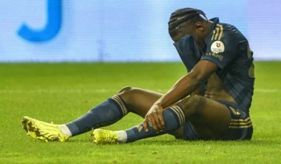 Fenerbahçe’nin Genç Yıldızı Sidiki Cherif’e Milli Takım Şoku: Hayalleri Başka Bahara Kaldı