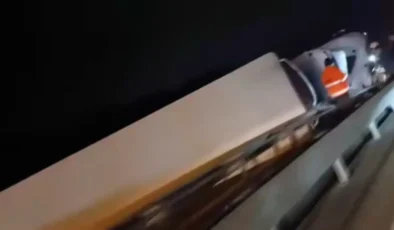 TEM Otoyolu’nda Gece Yarısı Kaza: TIR Devrildi, Trafik Felç Oldu