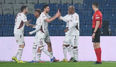 Trabzonspor’dan Başakşehir deplasmanında tarihi geri dönüş! 2-1’den 4-2’ye çeyrek final bileti
