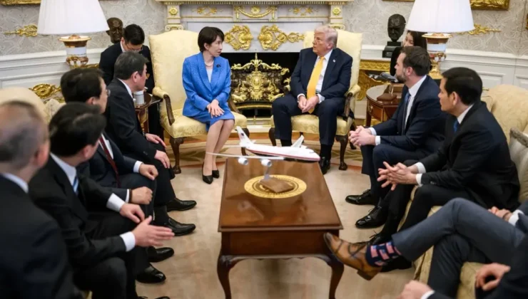 Trump’tan Japonya Başbakanı’nın Yanında Şok Çıkış Pearl Harbor Göndermesi Diplomasiyi Salladı