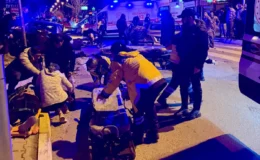 Tunceli’de Feci Kaza: İki Otomobil Kafa Kafaya Çarpıştı, 1’i Ağır 4 Yaralı