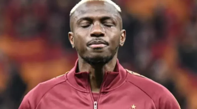 Victor Osimhen RAMS Park’ta Gözyaşlarına Boğuldu! Galatasaray Taraftarının Dev Koreografisi Dünya Basınını Salladı