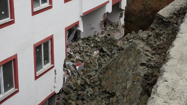 Yomra İstinat Duvarı Çökmesi