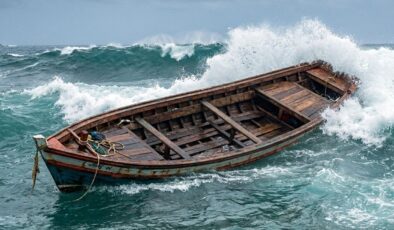 Andaman Denizi’nde İnsanlık Dramı: 250 Kayıp ile Dev Facia!