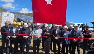 Çamoluk’ta Enerji Devrimi: 6 Megavatlık Güneş Santrali Törenle Açıldı!