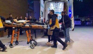 İnegöl’de Genç Kızların Bıçaklı Düellosu: 1 Ağır Yaralı!