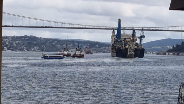 İstanbul Boğazı’nda Dev Geçiş: Gemi Trafiği Çift Yönlü Kapatıldı