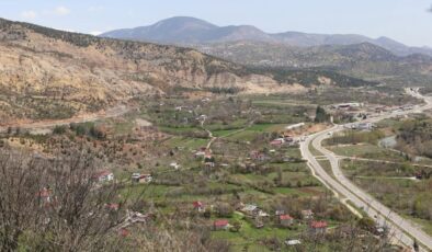 Koyulhisar’da Tarih Yeniden Canlanıyor: Kale-i Zir İçin Dev Adım Atıldı