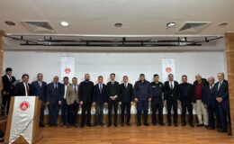 Koyulhisar’da gençlere ilham veren kariyer buluşması: Uzman isimler hayat hikâyelerini paylaştı