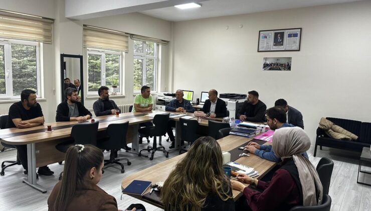 Reşadiye’de okullara ziyaret: Öğretmenler ve öğrencilerle buluşma gerçekleşti