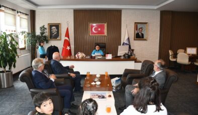 Şebinkarahisar’da Tarihi Gün: Belediye Yönetimi Minik Başkanlara Emanet