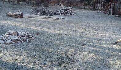 Giresun Şebinkarahisar’da Nisan Ayında Kar Sürprizi Güney Köyü Beyaza Büründü