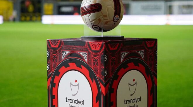 Nefesler Tutuldu: Beşiktaş-Trabzonspor Derbisinin Günü ve Saati Resmileşti